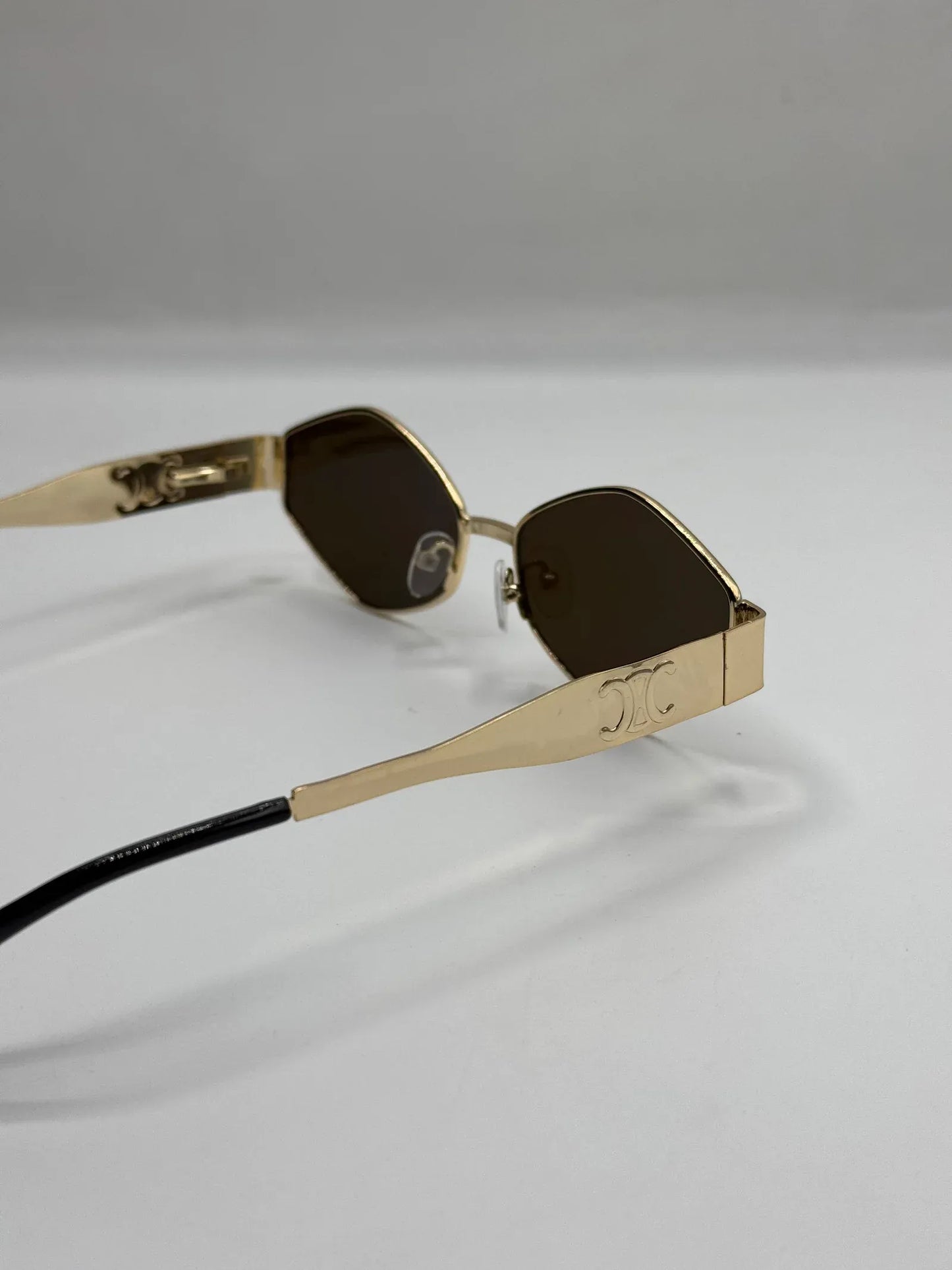Retro Rectangle Sunglasses – UV400 Polarized
